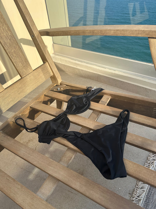 cala black bikini